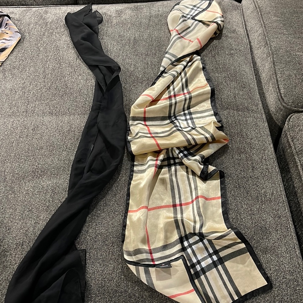 Lot of 7 scarfs